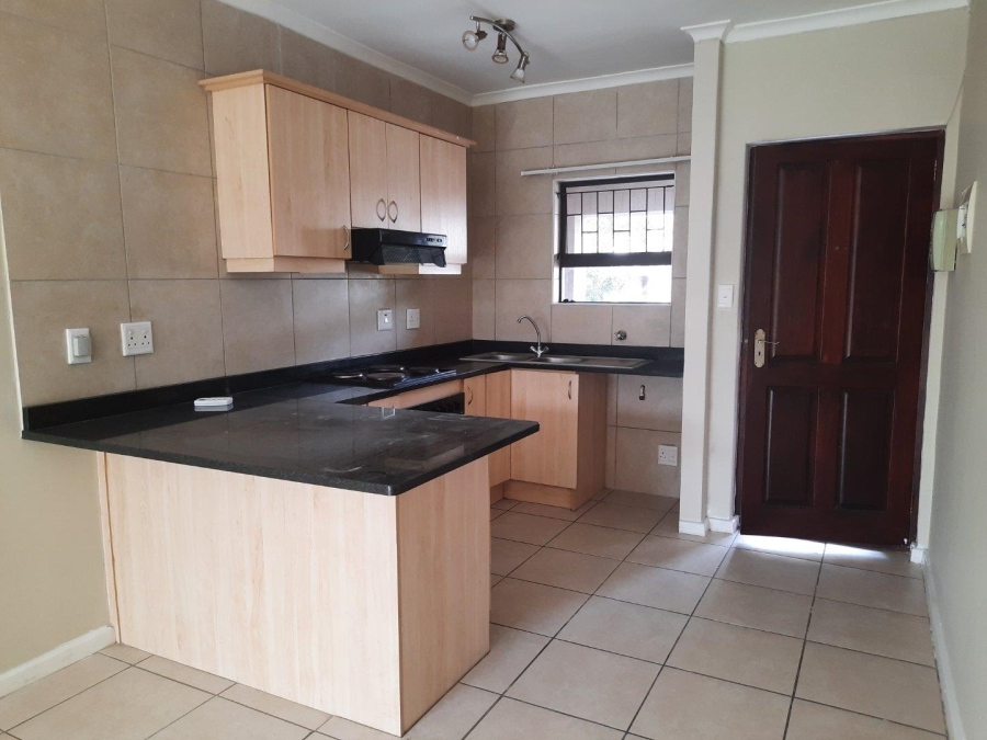 To Let 2 Bedroom Property for Rent in Sonstraal Heights Western Cape